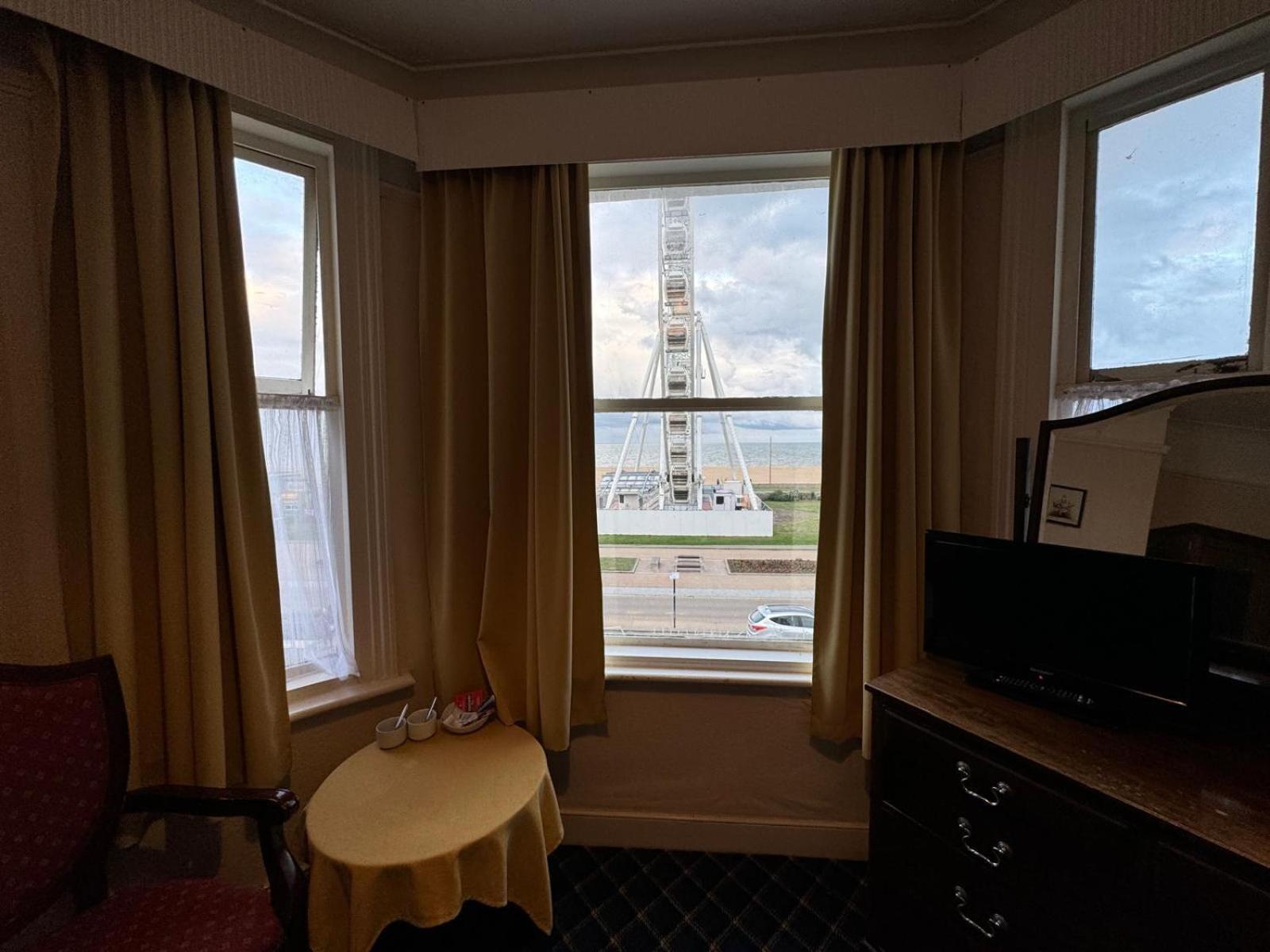 Royal Hotel Great Yarmouth Extérieur photo